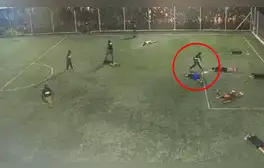 Ecuador: sujetos vestidos de militares matan a líder de organización criminal y a dos personas más mientras jugaban al fútbol