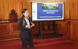 lr.pe