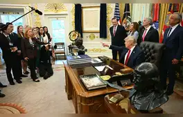 Trump veta, CNN, MSNOW, Politico, Casa Blanca