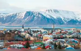 Islandia ofrece una atractiva oportunidad de volontariado, donde colaboradores realizan 32 horas semanales a cambio de alojamiento y comida.