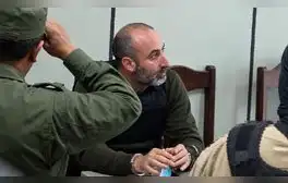La Policía de Bolivia incautó un teléfono que sería entregado al consultor argentino Fernando Cerimedo en la cárcel de Chonchocoro