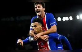 Desiré Doué anotó en la victoria de PSG ante Barcelona. Foto: Champions League