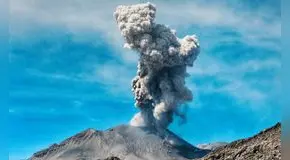 Arequipa: IGP emite alerta naranja por dispersión de cenizas de volcán Sabancaya