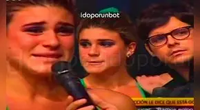 Exponen antiguo video de 'Combate' donde Macarena Vélez denuncia burlas sobre su físico por parte de producción Exponen antiguo video de 'Combate' donde Macarena Vélez denuncia burlas sobre su físico por parte de producción