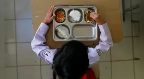 Cerca de 400 personas sufren intoxicación alimentaria tras ingerir comida contaminada en colegios de Indonesia