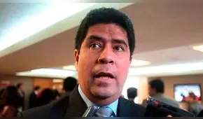 Ministro Barreda también renunciará en caso se apruebe la vacancia a PPK