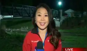 Facebook: Reportera sufre bochornoso incidente en vivo [VIDEO]
