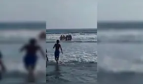 Rescatan a menor de morir ahogado en playa de Lambayeque [VIDEO]