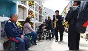 Cementerio “El Sauce”, reflejo de la cultura popular [FOTOS]