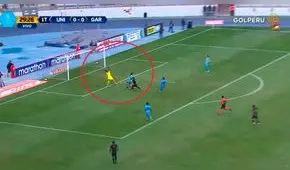 Universitario: Daniel Chávez y la increíble oportunidad que perdió para anotar [VIDEO]