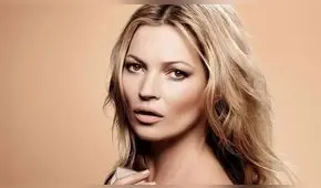 Kate Moss reta al envejecimiento y luce más hermosa que un ángel de Victoria´s Secret