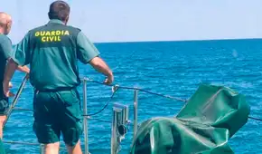 Cadáver de mujer es encontrado en una playa tras ser arrastrado a la orilla por fuertes olas