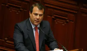 Admiten denuncia contra exministro Bruno Giuffra por presunta compra de votos