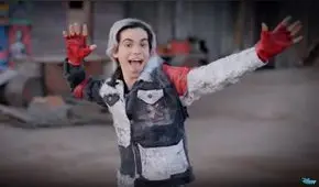 Disney rinde homenaje a Cameron Boyce en estreno de ‘Descendientes 3’