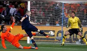 YouTube: La increíble estrategia que usó un jugador español después del gol en la final del Mundial 2010 [VIDEO]