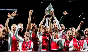 Ajax: Edwin van der Sar firma convenio que beneficia al equipo femenino