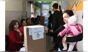 Exabrupto en Argentina: un elector defeca en la cámara secreta mientras emitía su voto [FOTOS] 