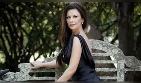 Catherine Zeta Jones despide el año en Cuba y protagoniza sensual baile [VIDEO]