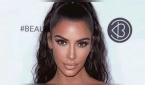 Vía Instagram: Kim Kardashian recibe críticas por presumir su derrier [FOTO]
