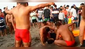 Arequipa: Salvavidas rescatan a bañista de morir ahogado en playa de La Punta 