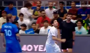 Jugador de futsal intentó humillar a Francesco Totti y este le respondió de la mejor manera