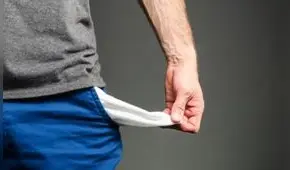 Más de 1 millón de profesionales con título universitario están en riesgo de pobreza