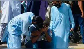 Las primeras imágenes del accidente aéreo en Pakistán [FOTOS y VIDEO]