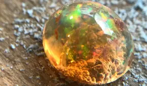 Róver de la NASA encuentra piedras preciosas bajo el suelo de Marte