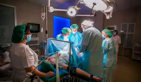 Mujer se somete a una cesárea y descubre que tiene 2 vaginas