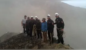 Policía rescata a jóvenes perdidos en cerro de Cieneguilla