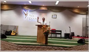 Misionero peruano lleva paz espiritual a compatriotas que residen en Italia, Bélgica y España.
