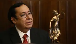 Víctor Prado Saldarriaga: "El Perú es democrático, con autonomía plena de poderes"