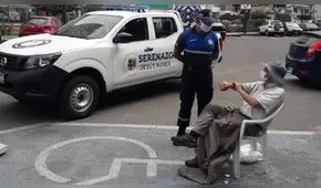 Rescatan a adulto mayor de la calle y lo llevan a 'La Casa de Todos’ en la Plaza de Acho