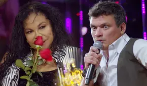 Eva Ayllón besa a Óscar López Arias y él termina en shock de la impresión: “¡Qué fue, mano!”