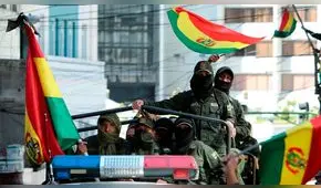 Expresidentes de Bolivia piden a policías no reprimir a manifestantes [VIDEO]