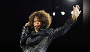 Whitney Houston: Fotos, videos, premios y vestuario en Museo del Grammy