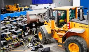 Destruyen más de 400 tragamonedas utilizados ilegalmente