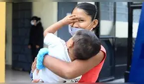 Salen libres internas del penal de Chorrillos que fueron indultadas por el Estado [VIDEO]