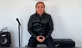 Cristian Castro tras la muerte de Manuel “El Loco” Valdés: “Estoy muy orgulloso de ser su hijo”