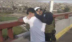 Arequipa: Policía evita suicidio de joven deprimido por la muerte de su madre