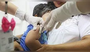 Niños deben recibir 17 vacunas antes de cumplir cinco años