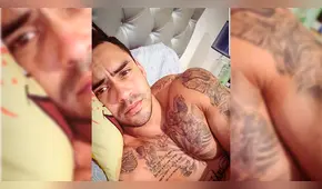 Diego Chávarri publica sugerente foto en su cama y fans enloquecen [FOTOS]