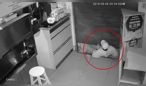 Video capta momento exacto de robo a cevichería en Arequipa [VIDEO]