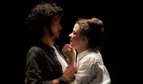 Teatro: ¿Tener o no un hijo?