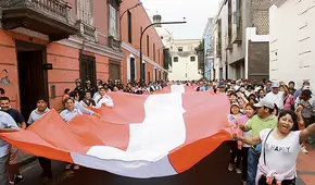 Plantón por la democracia contra el intento de captar el TC