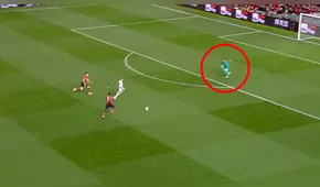 El peor regreso: 'Chiquito' Romero volvió tras 4 meses al arco del United y lo expulsaron [VIDEO]