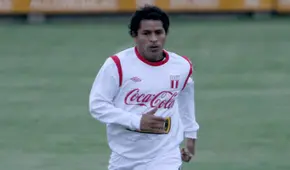 Acasiete sobre Claudio Pizarro: “Los que lo critican son unos mediocres”