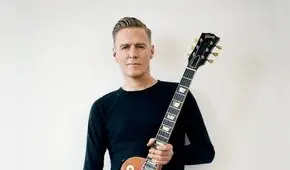 Bryan Adams culpa a China por ‘haber detenido al mundo’ [VIDEO]