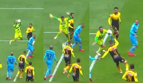 Insólito blooper de Raúl Fernández terminó en gol para Cantolao [VIDEO]