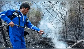 Evo Morales colaboró con equipo que lucha contra incendio forestal en Bolivia